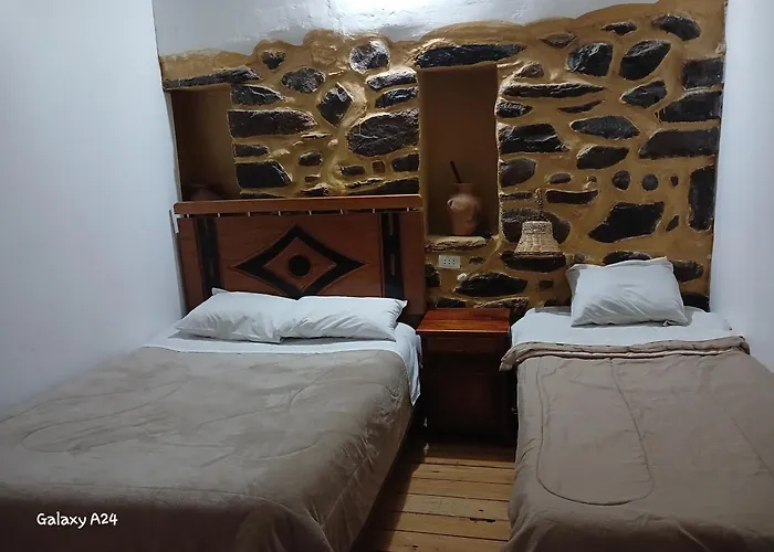 Punto Sagrado 3* Ollantaytambo